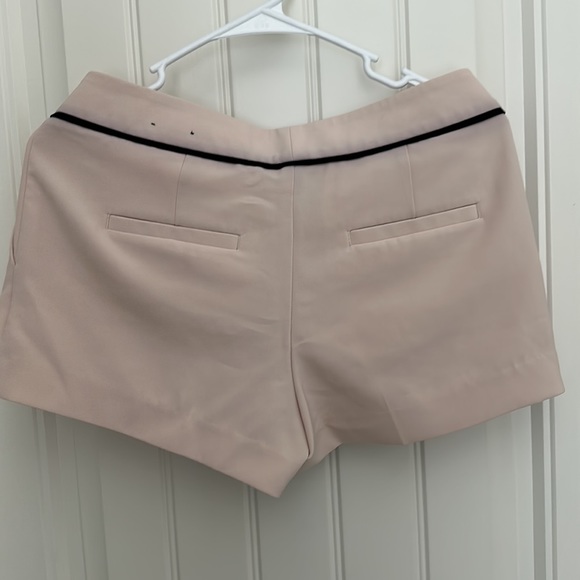 Express shorts - Picture 3 of 4